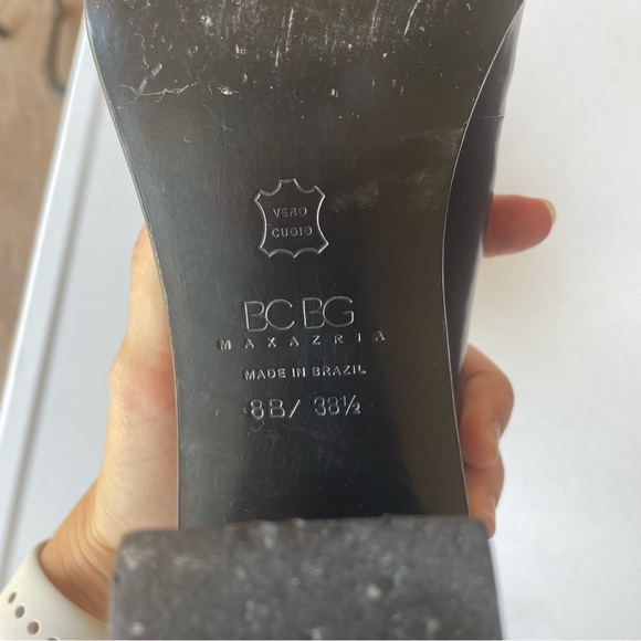 Vintage Y2K BCBG Black Leather Block Heel Loafer 8B - Picture 6 of 7